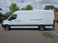 MERCEDES-BENZ SPRINTER
